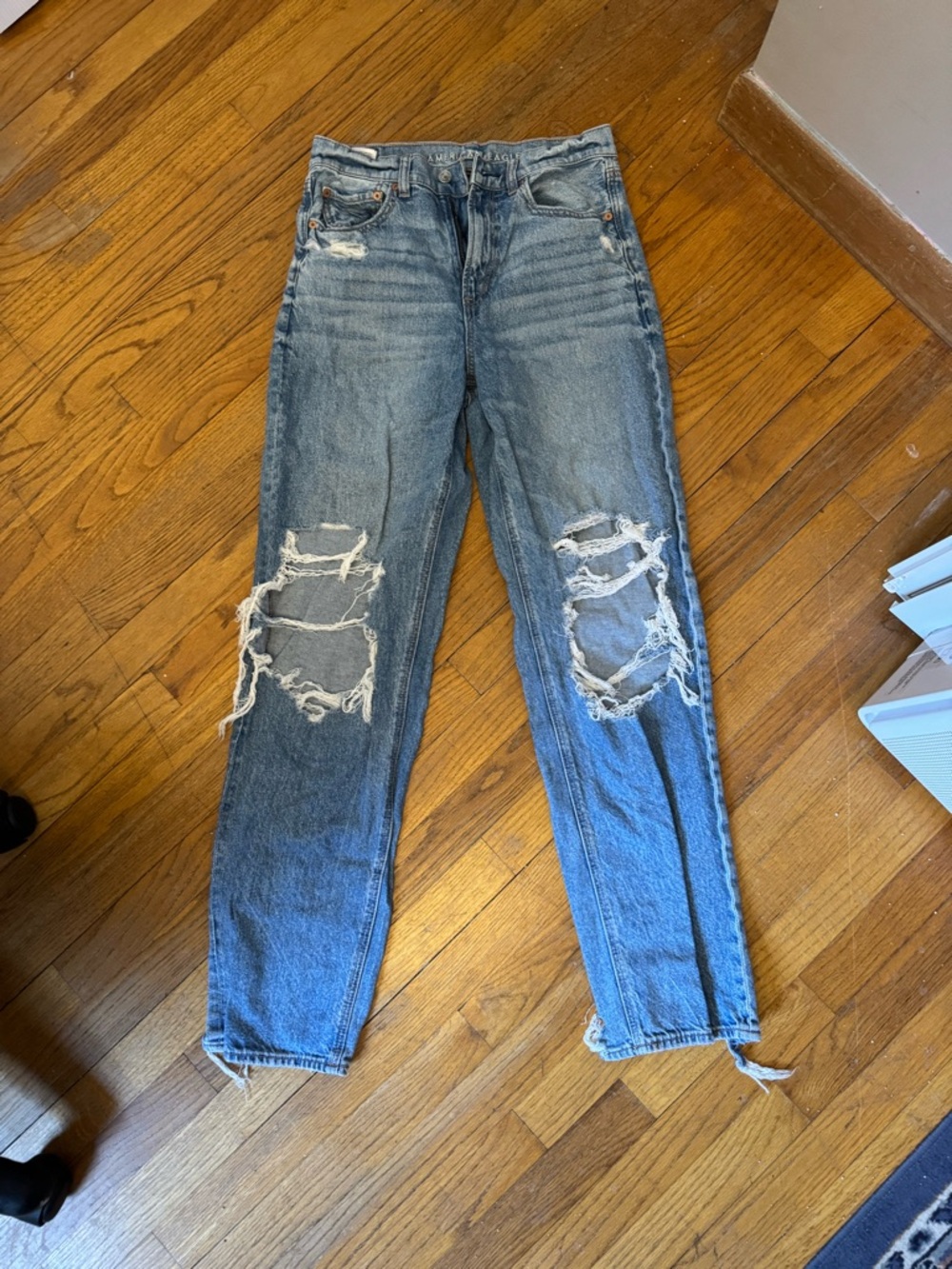 American Eagle Outfitters Women’s Distressed Blue Straight Jeans